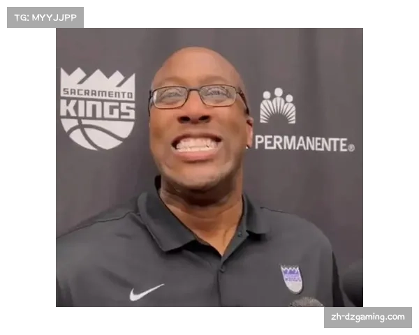 官方:迈克·布朗与国王队达成多年续约协议 官方:迈克·布朗与国王队达成多年续约协议